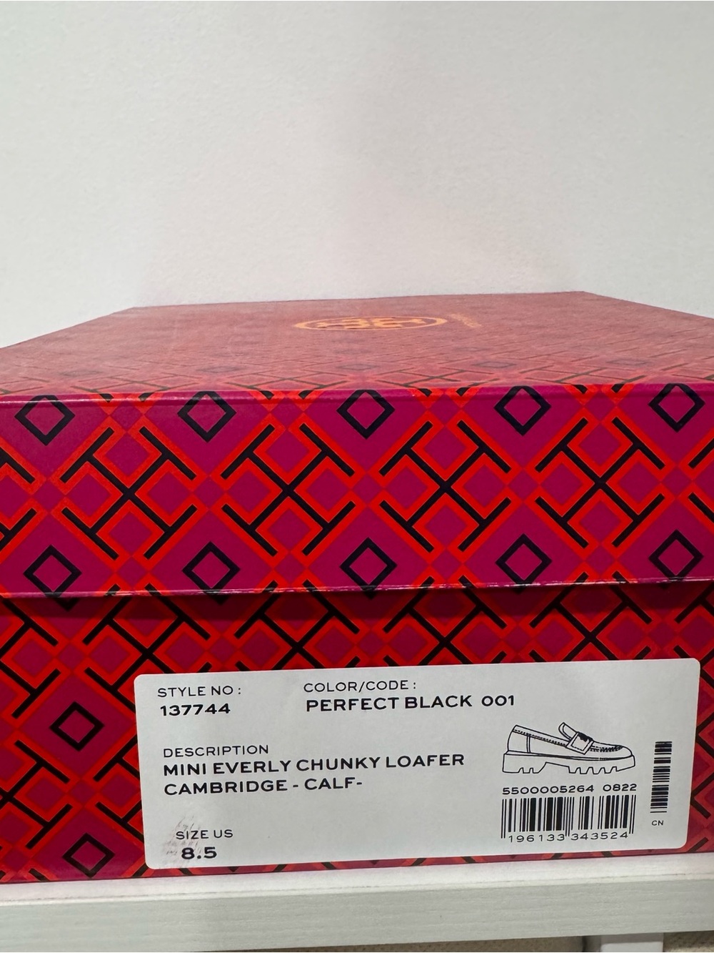Tory Burch Mini Everly Chunky Lug Sole Leather Loafers Black Gold Logo 8.5 $398 - Picture 4 of 12